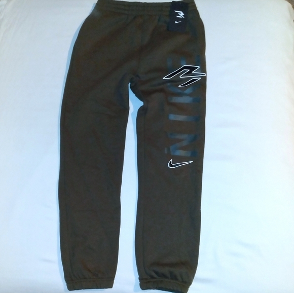 Nike Boys Youth 2pc Jogger & Tee Set - Large - Picture 3 of 5